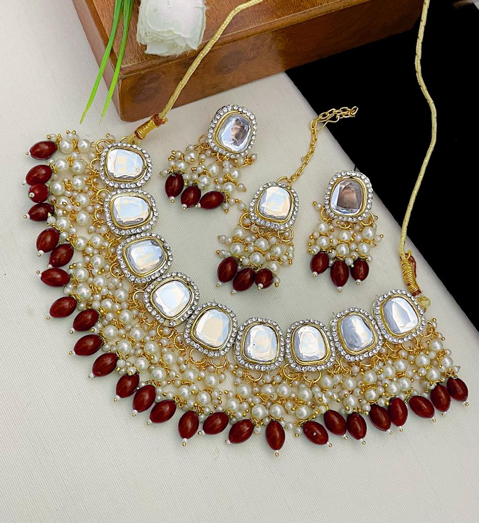 Premium Quality Necklace set  whit tika for women