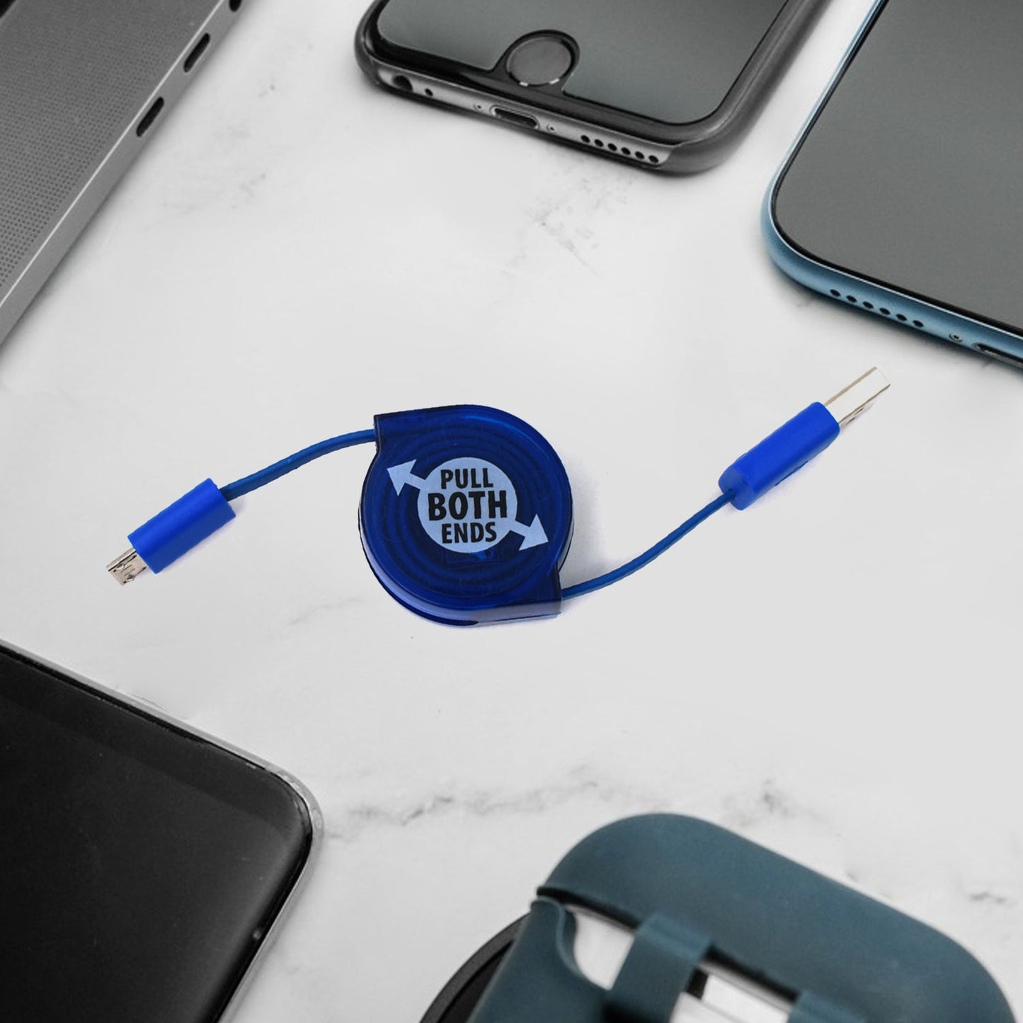 7400 Retractable Usb Charge widely used for charging various types of smartphones and technical devices present in all kind of places etc. 